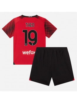 Otroški Nogometna dresi replika AC Milan Theo Hernandez #19 Domači 2023-24 Kratek rokav (+ hlače)
